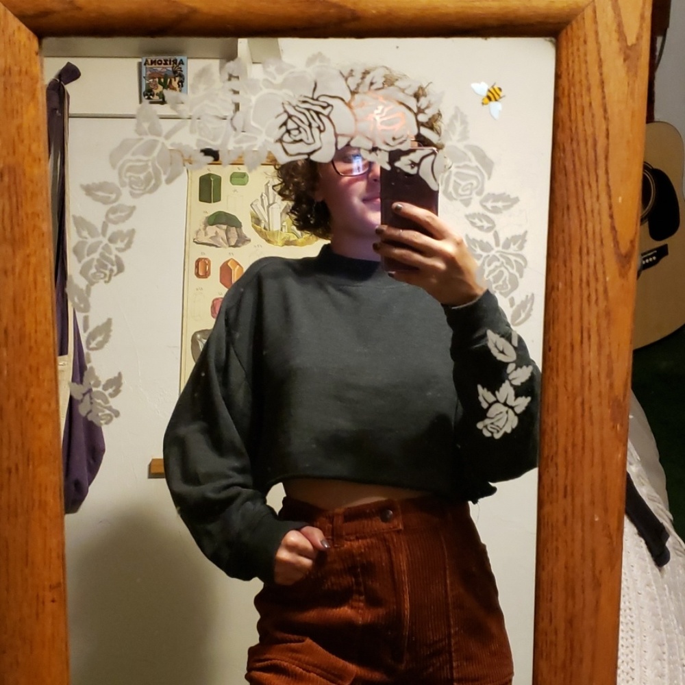 Forever21 Cropped Long Sleeve